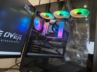 Komputer gamingowy PC Ryzen 9 7950X3D (16R) 64GB DDR5 2TB m.2 SSD RTX 5080 WiFi-6 Win11H